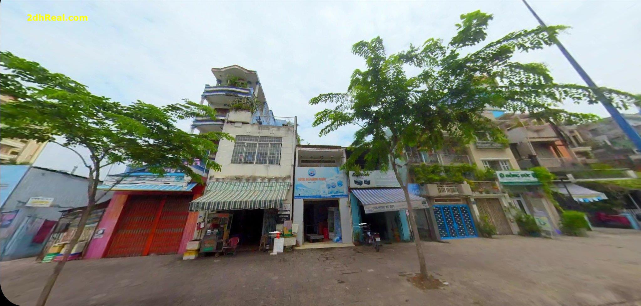 Bán nhà mặt tiền 350B Võ Văn Kiệt , quận 1. Diện tích: 3.4x17 trệt 1 lầu