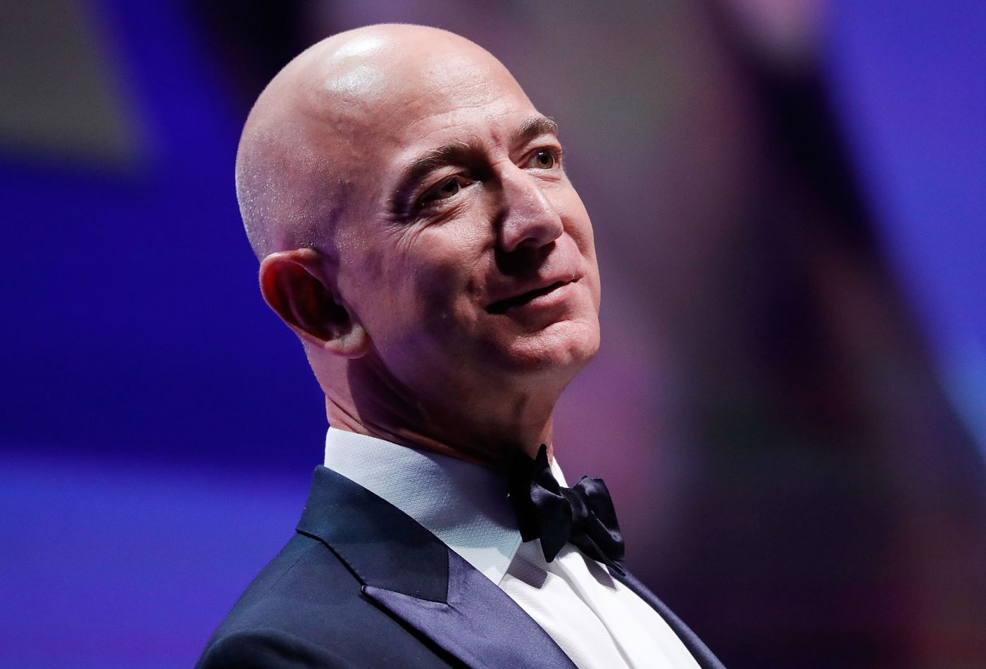 Jeff Bezosj | Hai điều Jeff Bezos học được từ ông ngoại giúp Amazon thành công